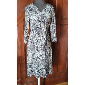 TALBOTS Snakeskin Print Stretch Rayon Jersey Knit Fit & Flare Dress sz SM EUC